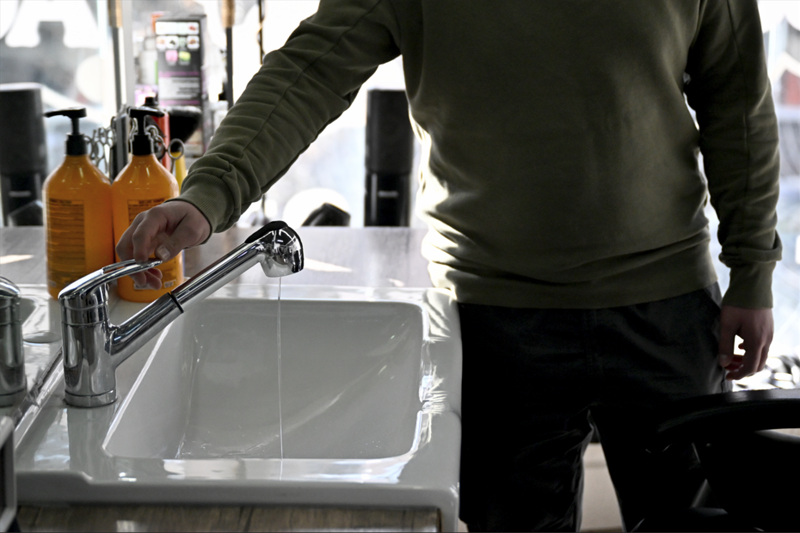 Ankara'da Su Kesintisi: Esnaf ve Vatandaş İsyan Etti, Geceye Kadar Gelmiyor!